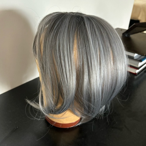 Gray Topper - Picture 4 of 6